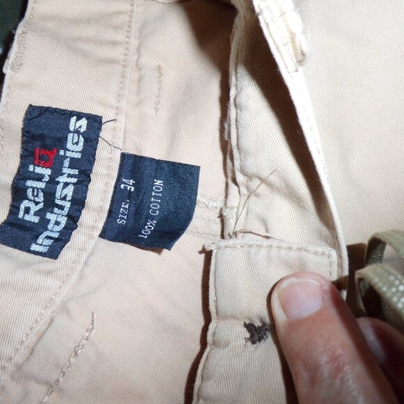 RELIQ BRANDED‎ VINTAGE 90S SKATER CARGO SHORTS - Picture 2 of 9